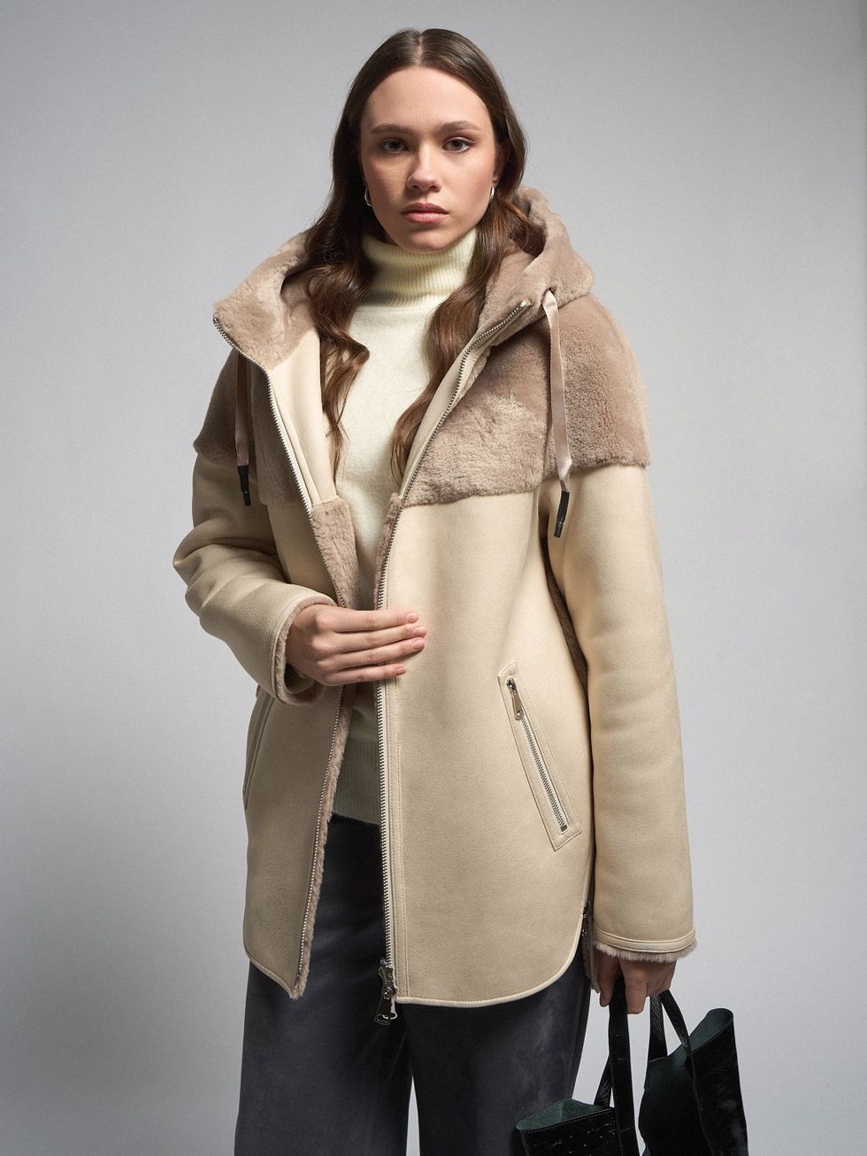 ДУБЛЕНКА ЖЕНСКАЯ, БЕЖЕВАЯ