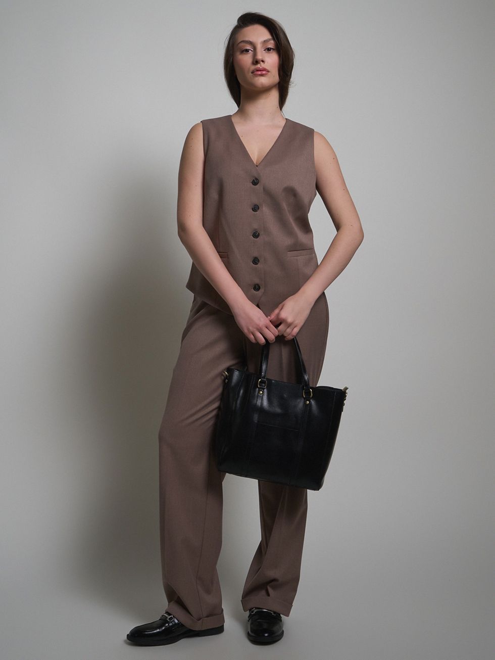 ЖИЛЕТ ЖЕНСКИЙ, БЕЖЕВЫЙ