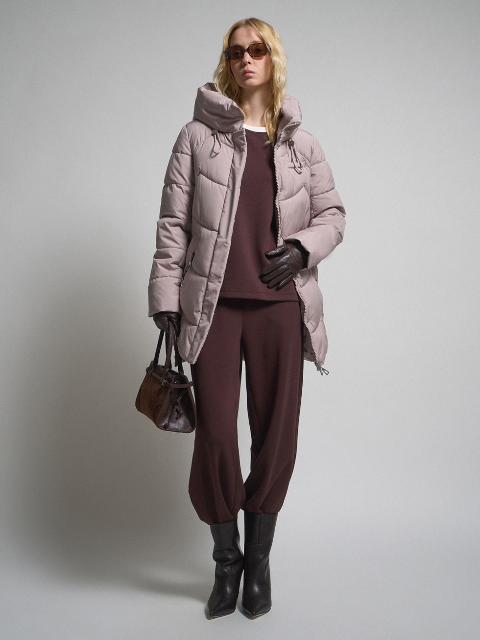 ПУХОВИК ЖЕНСКИЙ, БЕЖЕВЫЙ