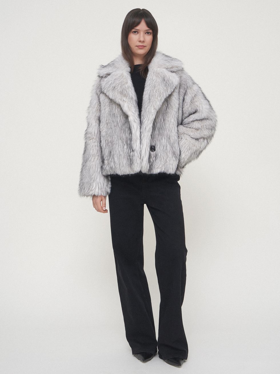 ШУБА БЕЖЕВАЯ, ЭКО-МЕХ