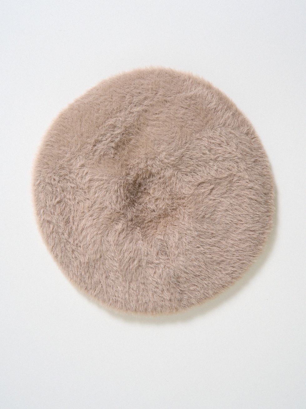 ШАПКА ЖЕНСКАЯ, БЕЖЕВАЯ