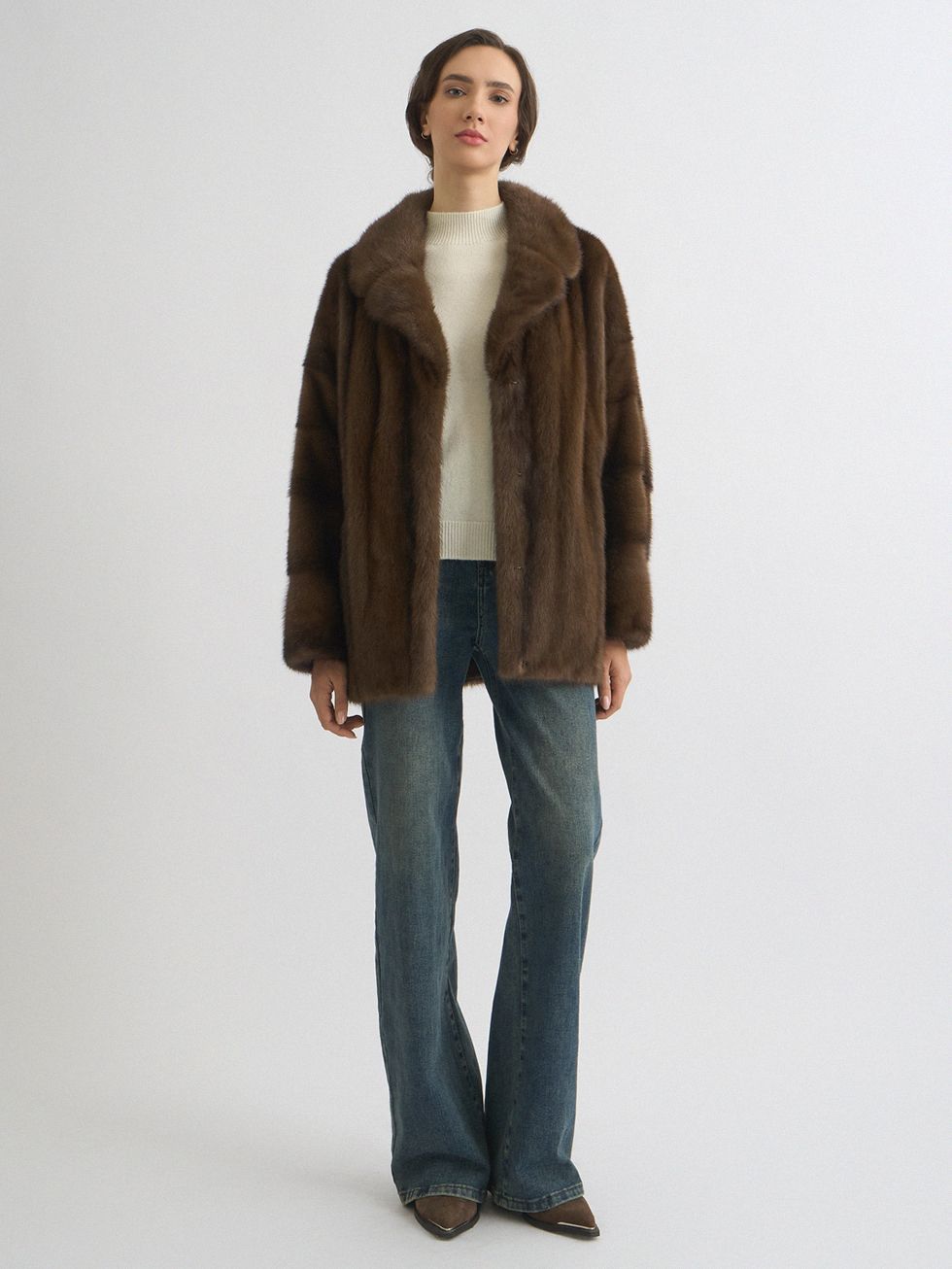 ШУБА БЕЖЕВАЯ, МЕХ НОРКА