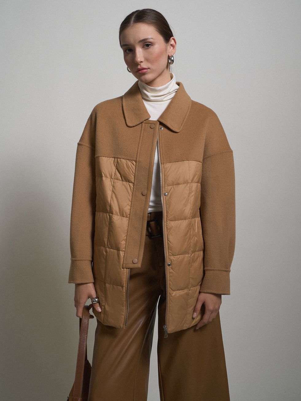 ПУХОВИК ЖЕНСКИЙ, БЕЖЕВЫЙ