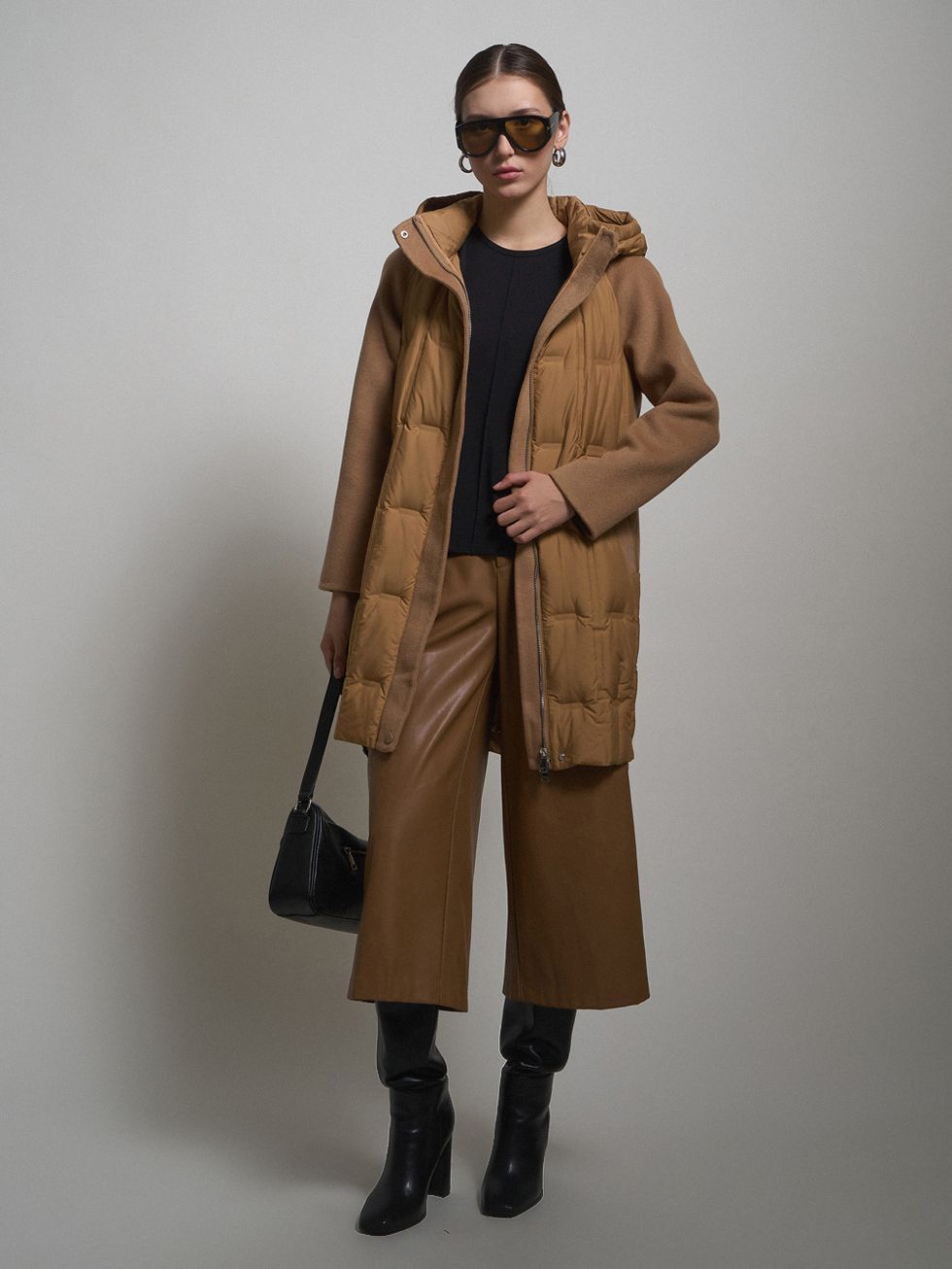 ПУХОВИК ЖЕНСКИЙ, БЕЖЕВЫЙ