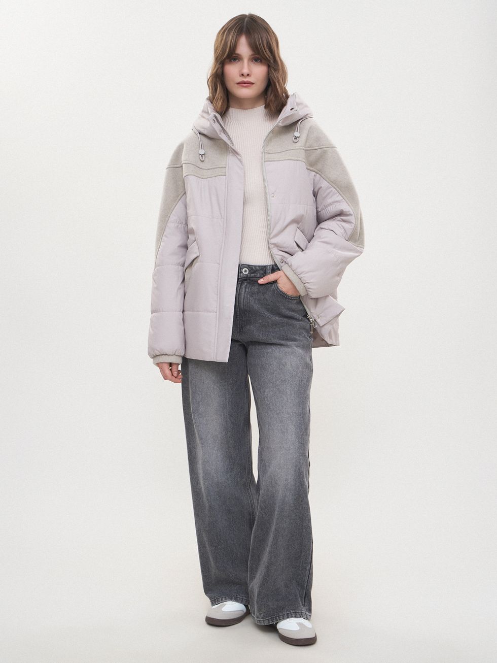 ВЕТРОВКА ЖЕНСКАЯ, БЕЖЕВАЯ