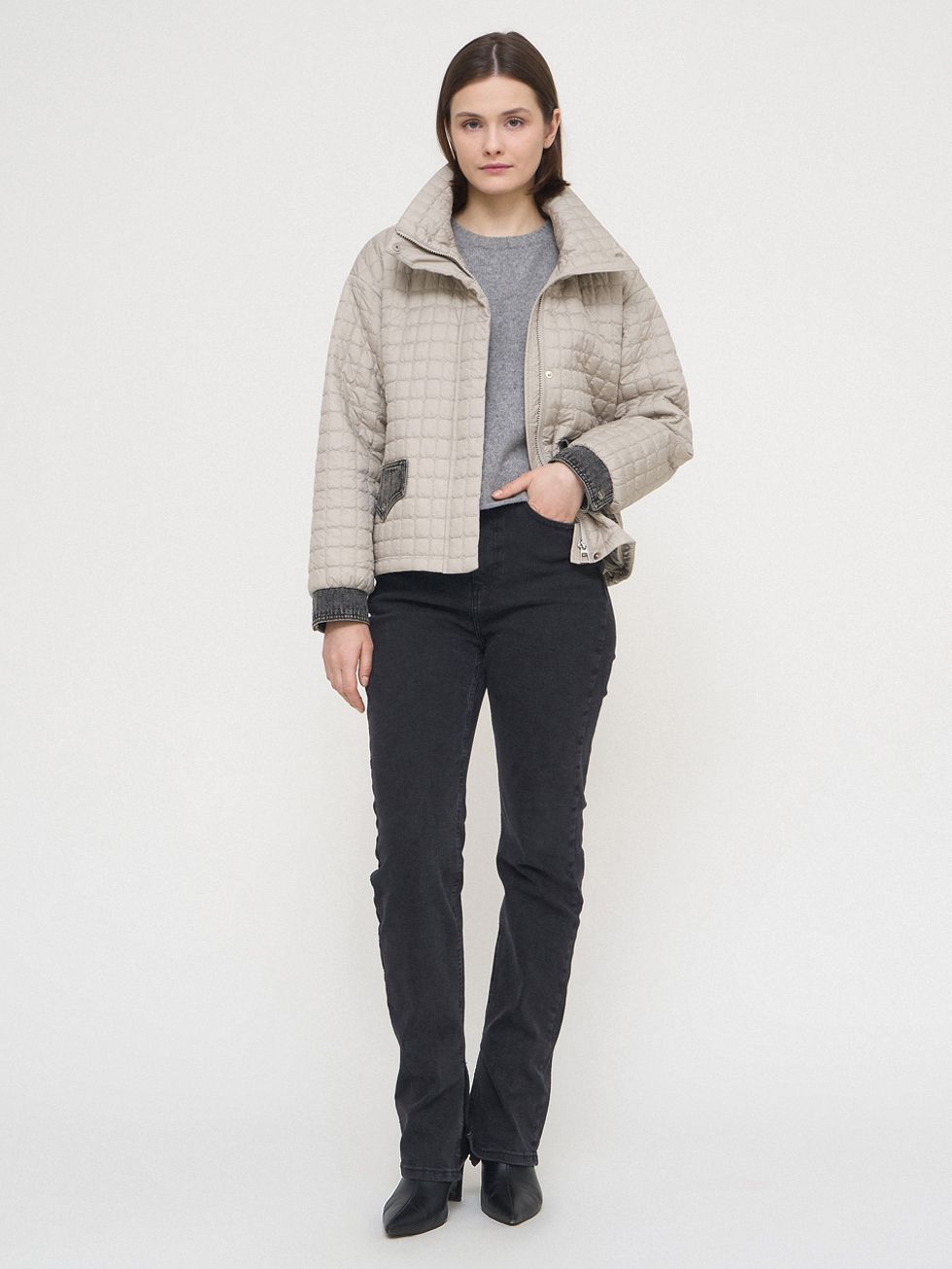 ВЕТРОВКА ЖЕНСКАЯ, БЕЖЕВАЯ