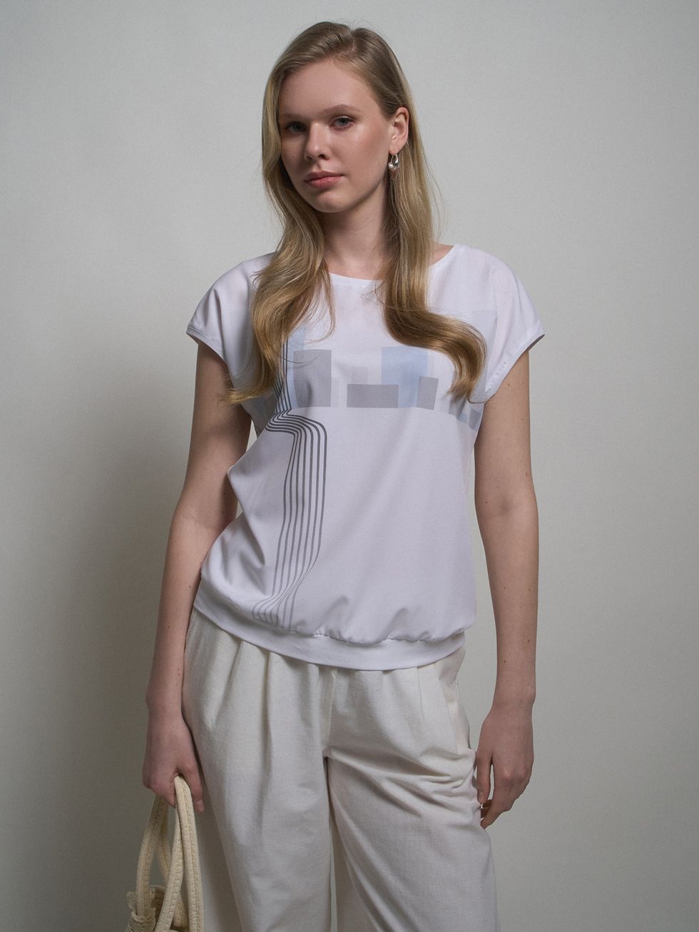 БЛУЗА ЖЕНСКАЯ, БЕЛАЯ