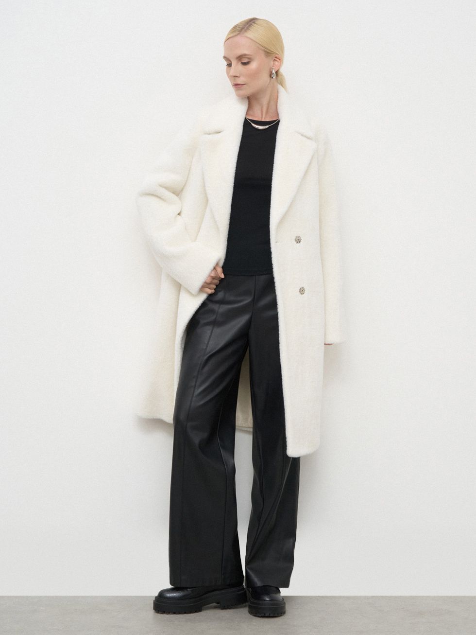 ШУБА БЕЛАЯ, ЭКО-МЕХ