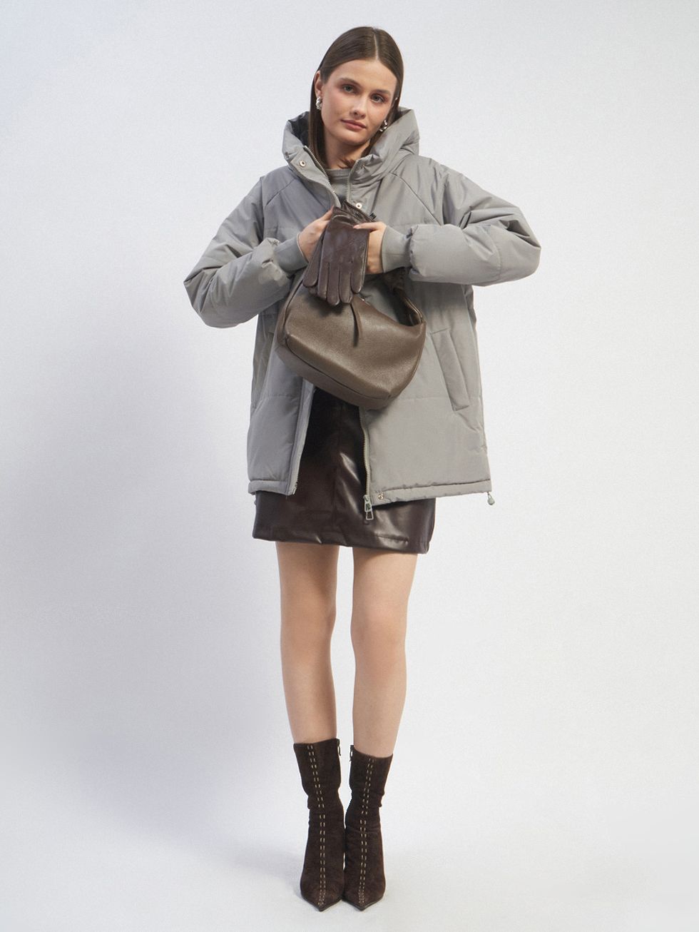 ВЕТРОВКА ЖЕНСКАЯ, СЕРАЯ