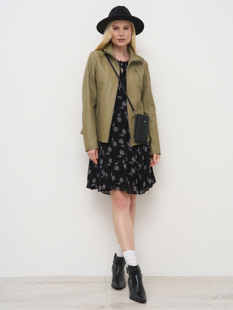 КОЖАНАЯ КУРТКА ЖЕНСКАЯ, ОЛИВКОВАЯ