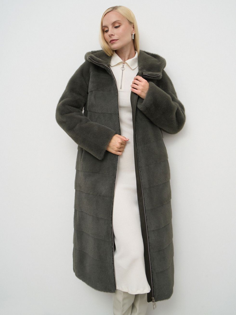 ШУБА ТЕМНО-ЗЕЛЕНАЯ, ЭКО-МЕХ