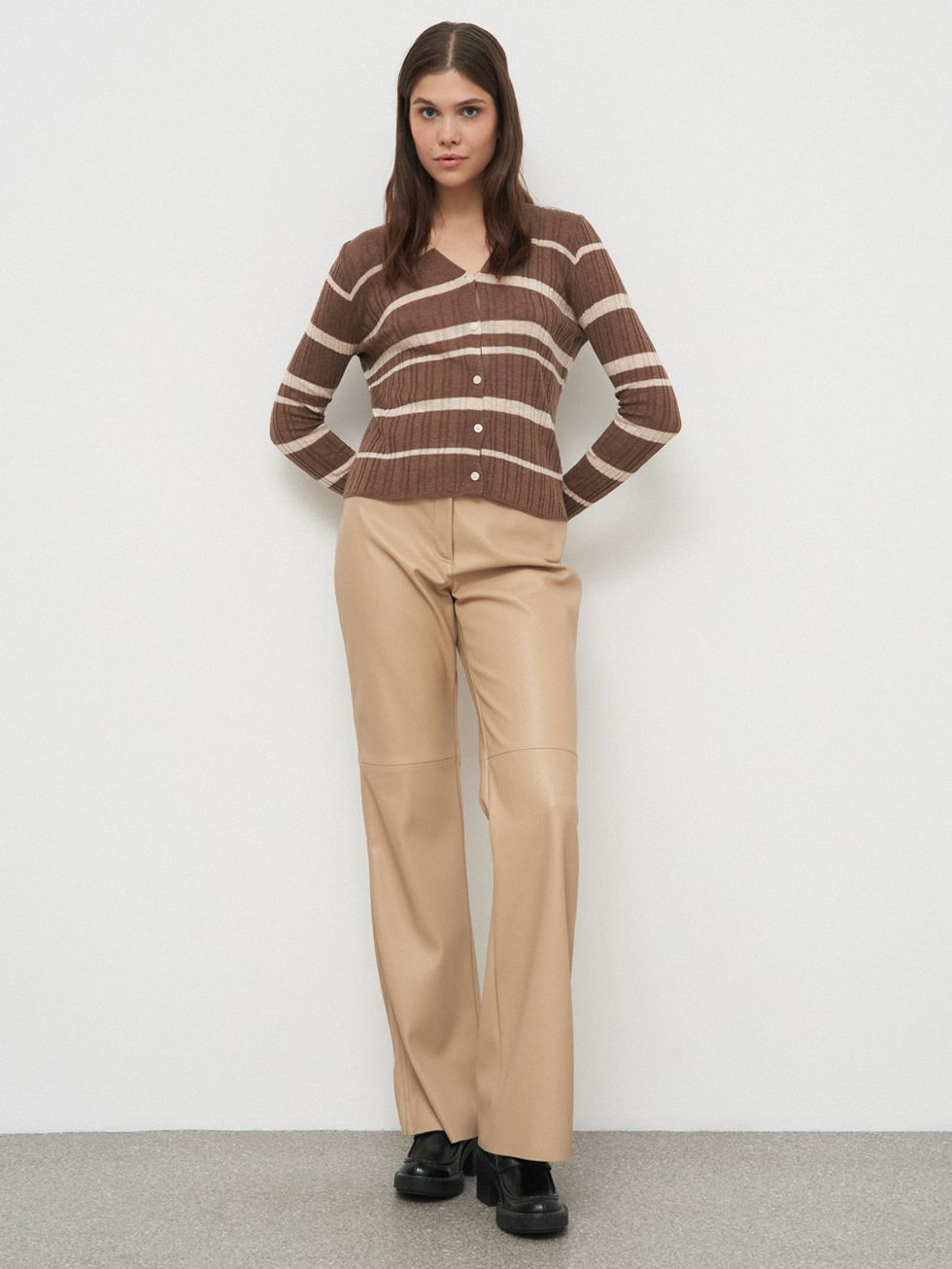 ДЖЕМПЕР ЖЕНСКИЙ, КОРИЧНЕВЫЙ