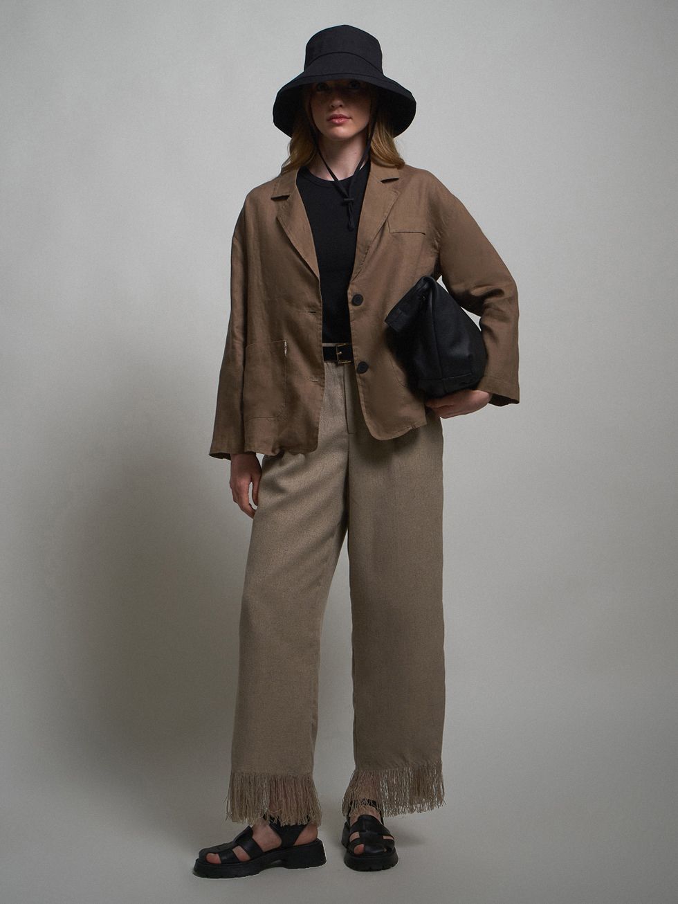 ЖАКЕТ ЖЕНСКИЙ, КОРИЧНЕВЫЙ