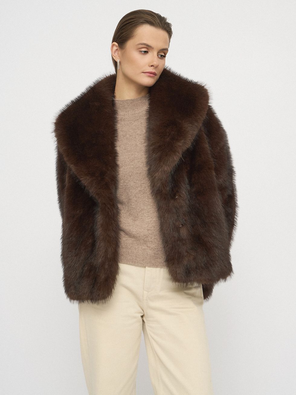 ШУБА КОРИЧНЕВАЯ, ЭКО-МЕХ