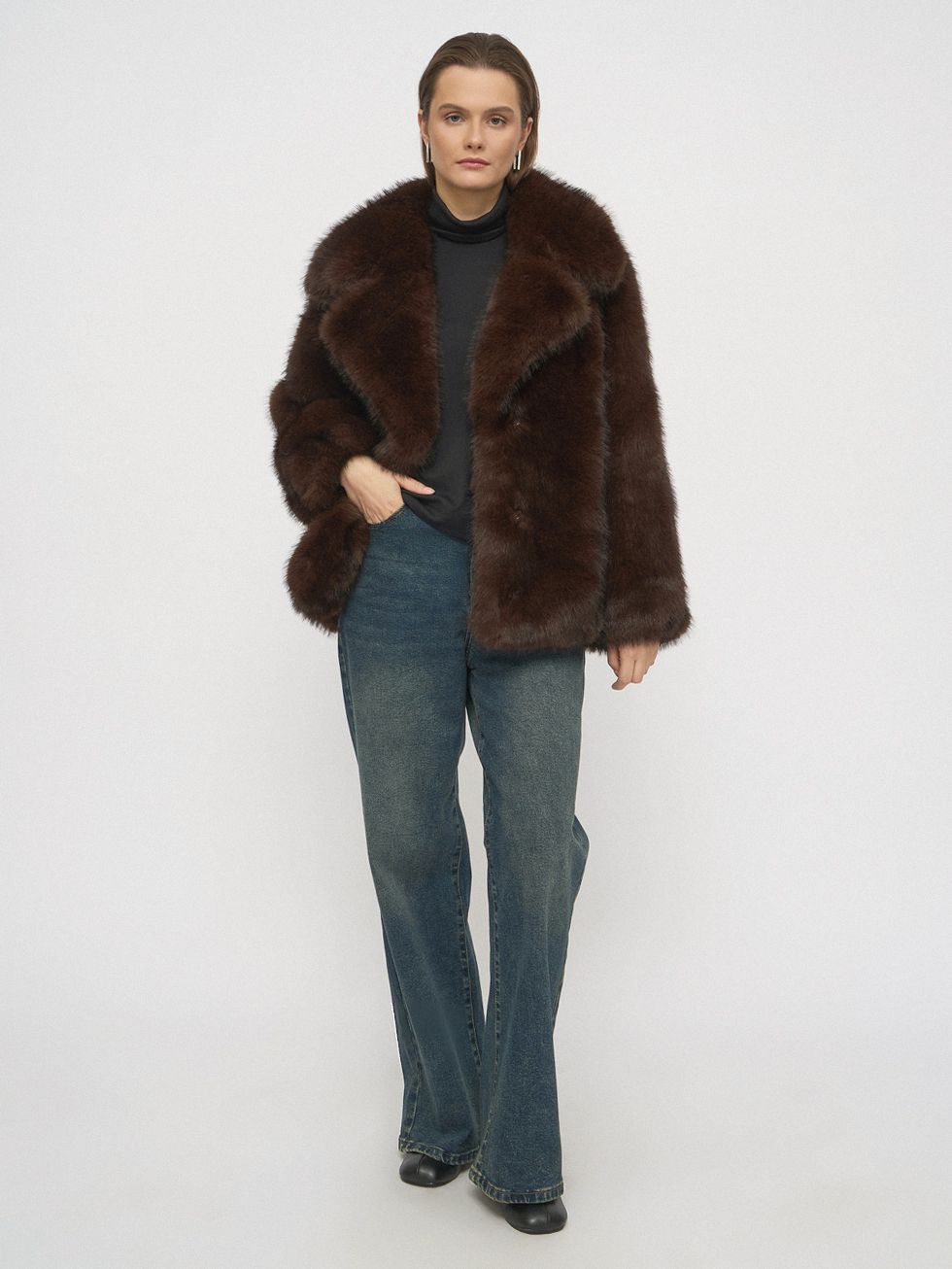 ШУБА КОРИЧНЕВАЯ, ЭКО-МЕХ