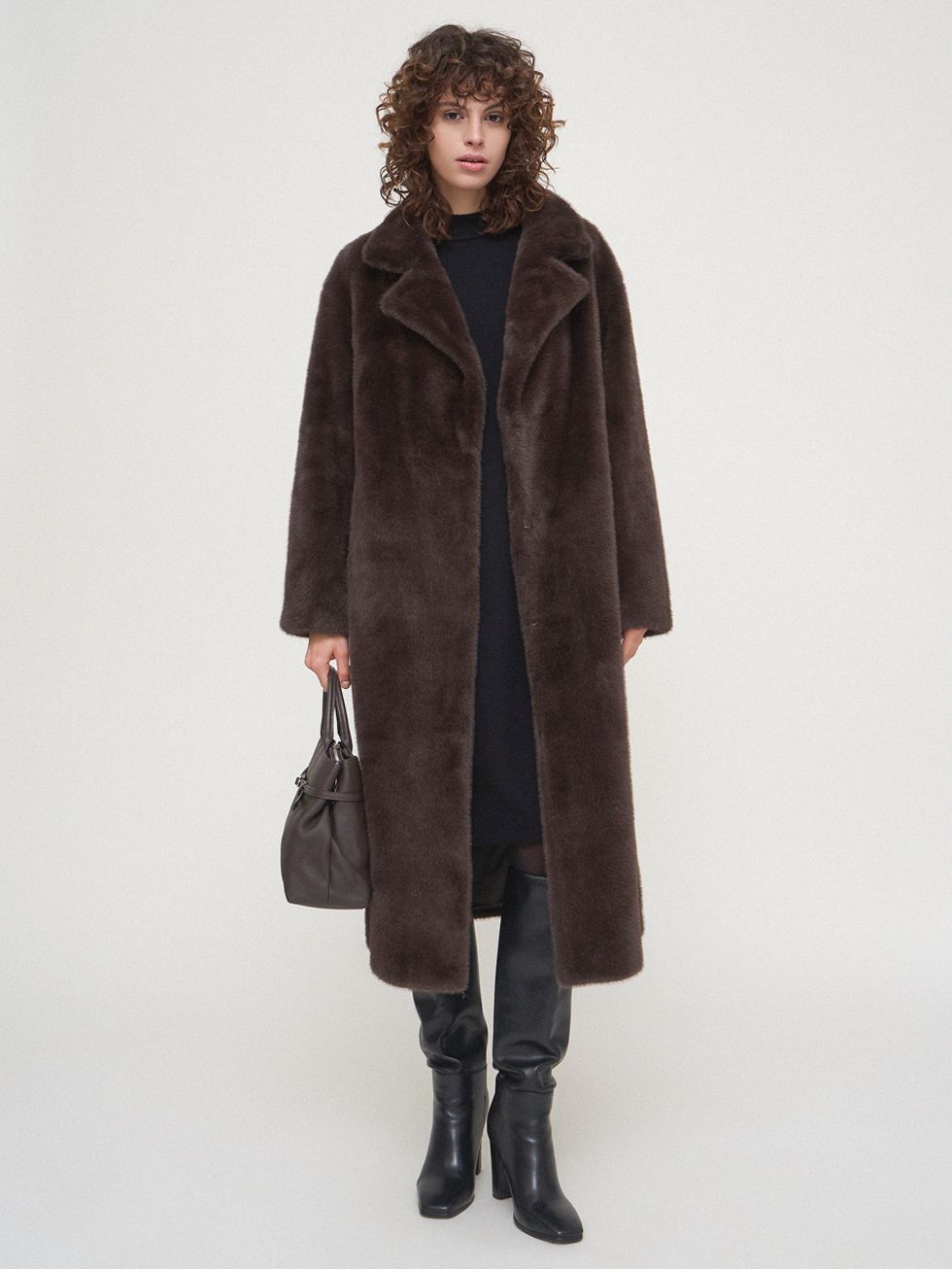 ШУБА КОРИЧНЕВАЯ, ЭКО-МЕХ