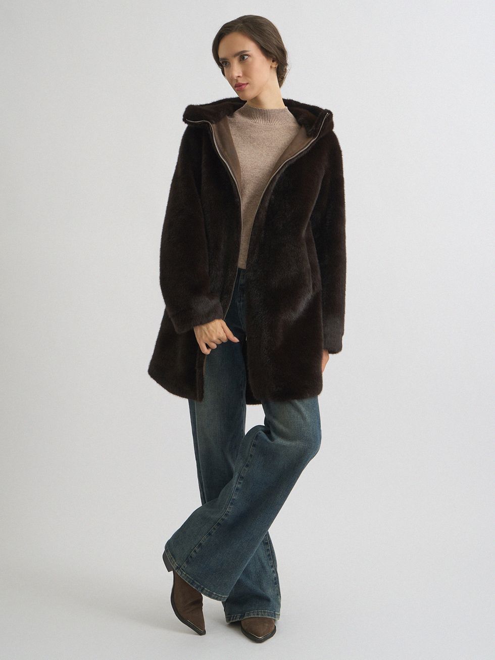 ШУБА КОРИЧНЕВАЯ, ЭКО-МЕХ
