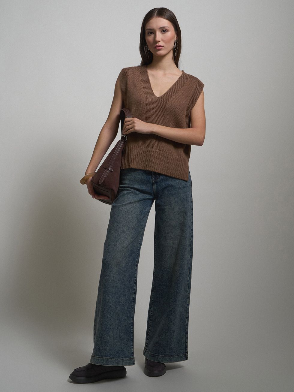 ЖИЛЕТ ЖЕНСКИЙ, КОРИЧНЕВЫЙ