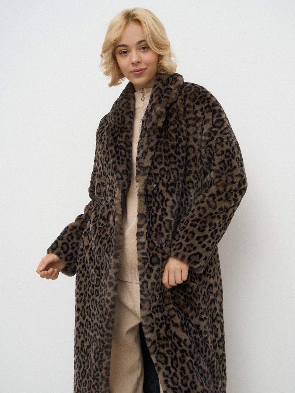 ШУБА КОРИЧНЕВАЯ, ЭКО-МЕХ