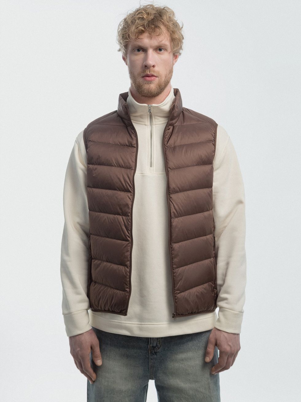 ПУХОВЫЙ ЖИЛЕТ МУЖСКОЙ, КОРИЧНЕВЫЙ