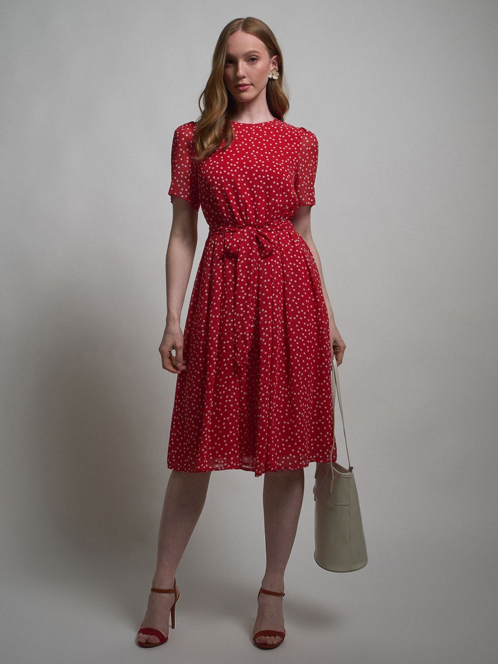 ПЛАТЬЕ ЖЕНСКОЕ, КРАСНОЕ