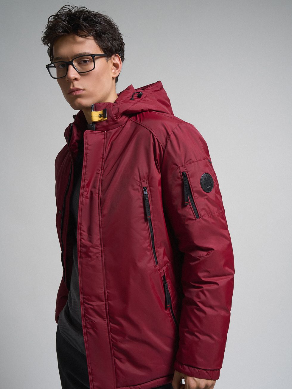 ПУХОВИК МУЖСКОЙ, КРАСНЫЙ