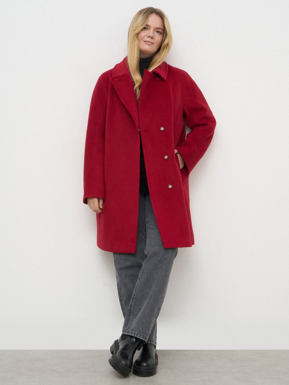 ТЕКСТИЛЬНОЕ ПАЛЬТО ЖЕНСКОЕ, КРАСНОЕ