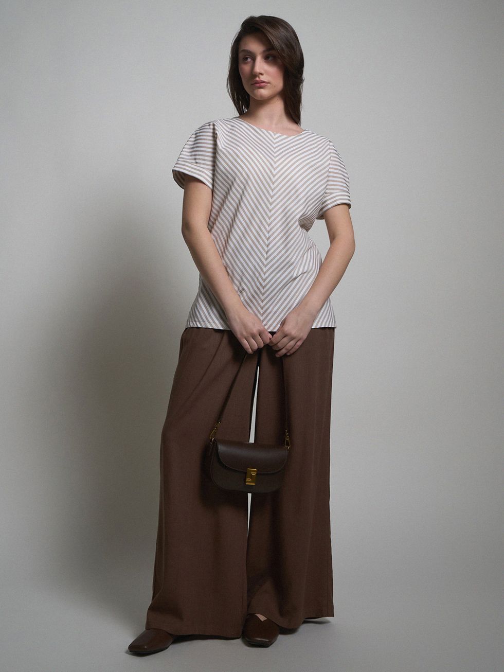 БЛУЗА ЖЕНСКАЯ, СВЕТЛО-БЕЖЕВАЯ