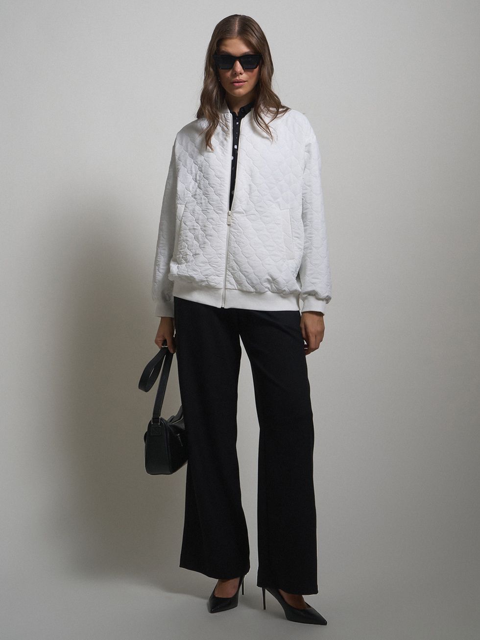 ЖАКЕТ ЖЕНСКИЙ, СВЕТЛО-БЕЖЕВЫЙ