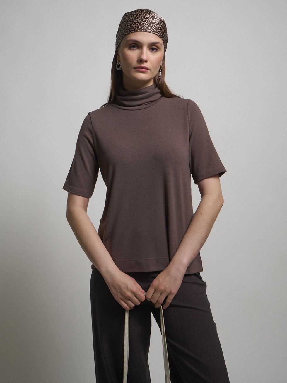 ДЖЕМПЕР ЖЕНСКИЙ, СВЕТЛО-КОРИЧНЕВЫЙ