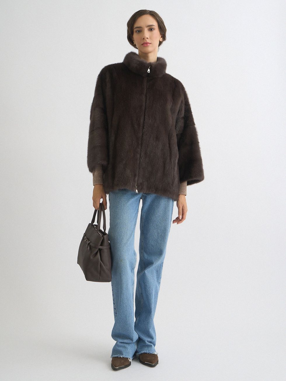 ШУБА СВЕТЛО-КОРИЧНЕВАЯ, МЕХ НОРКА