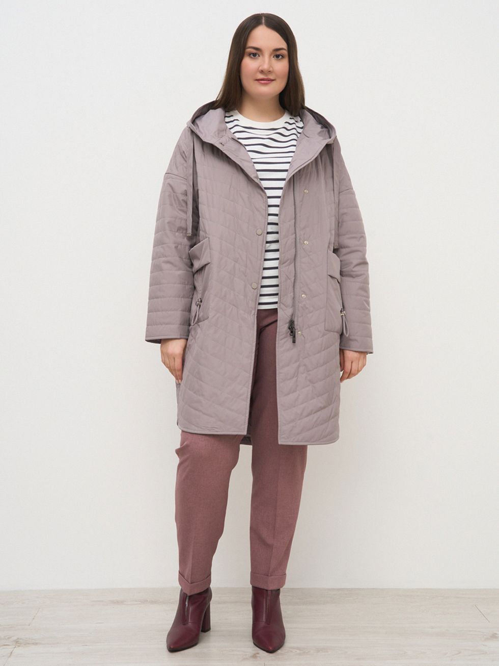 ВЕТРОВКА ЖЕНСКАЯ, СВЕТЛО-КОРИЧНЕВАЯ