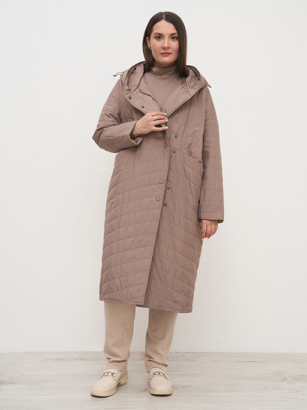 ВЕТРОВКА ЖЕНСКАЯ, СВЕТЛО-КОРИЧНЕВАЯ