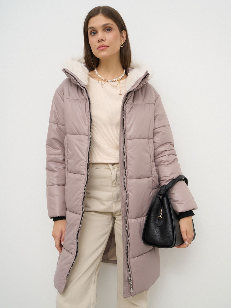 ПУХОВИК ЖЕНСКИЙ, БЕЖЕВЫЙ