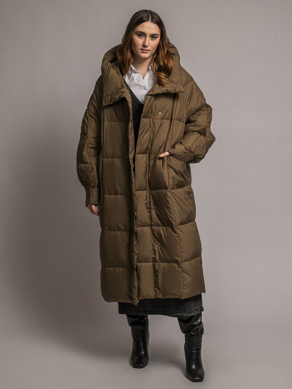 ПУХОВИК ЖЕНСКИЙ, СВЕТЛО-КОРИЧНЕВЫЙ