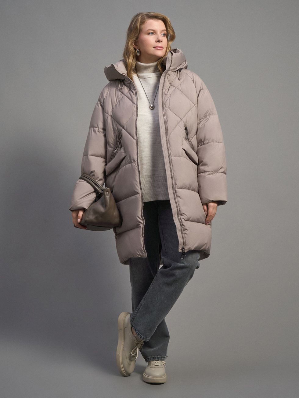 ПУХОВИК ЖЕНСКИЙ, БЕЖЕВЫЙ