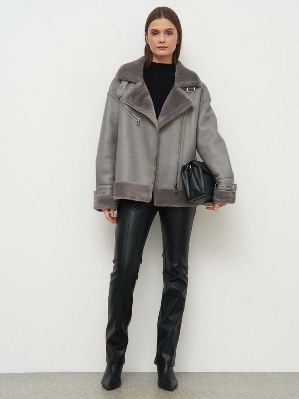 ДУБЛЕНКА ЖЕНСКАЯ, СЕРАЯ