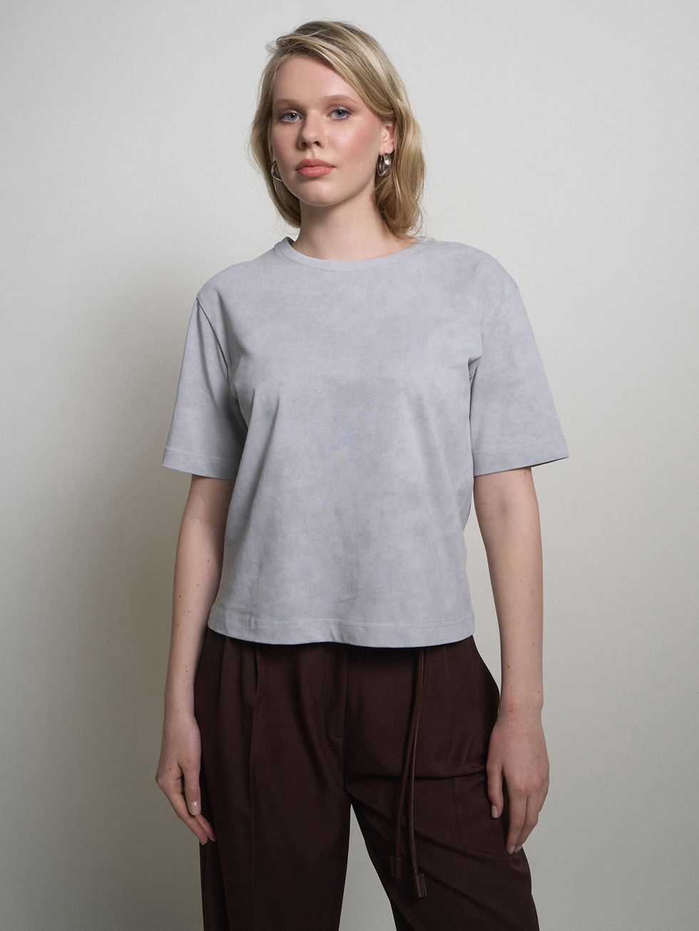 ФУТБОЛКА ЖЕНСКАЯ, СЕРАЯ