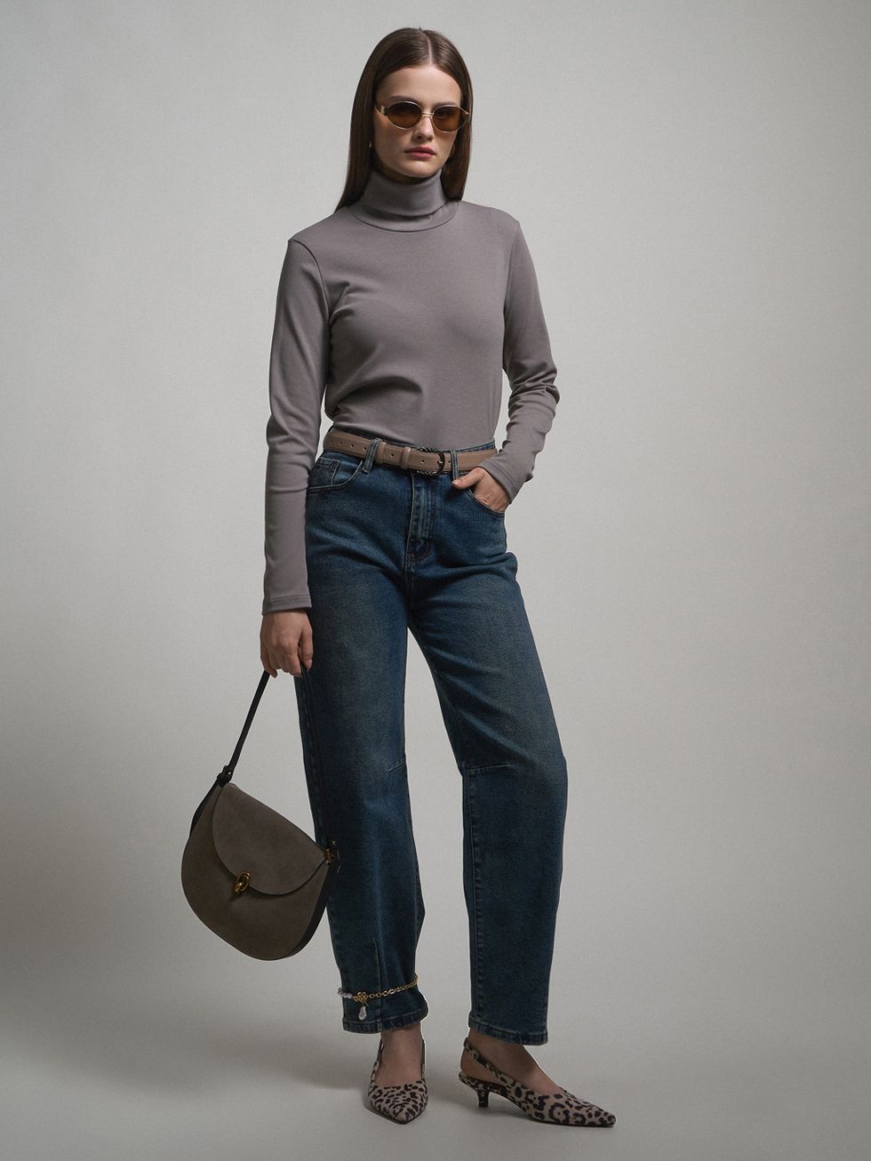 ДЖИНСЫ ЖЕНСКИЕ, СЕРЫЕ