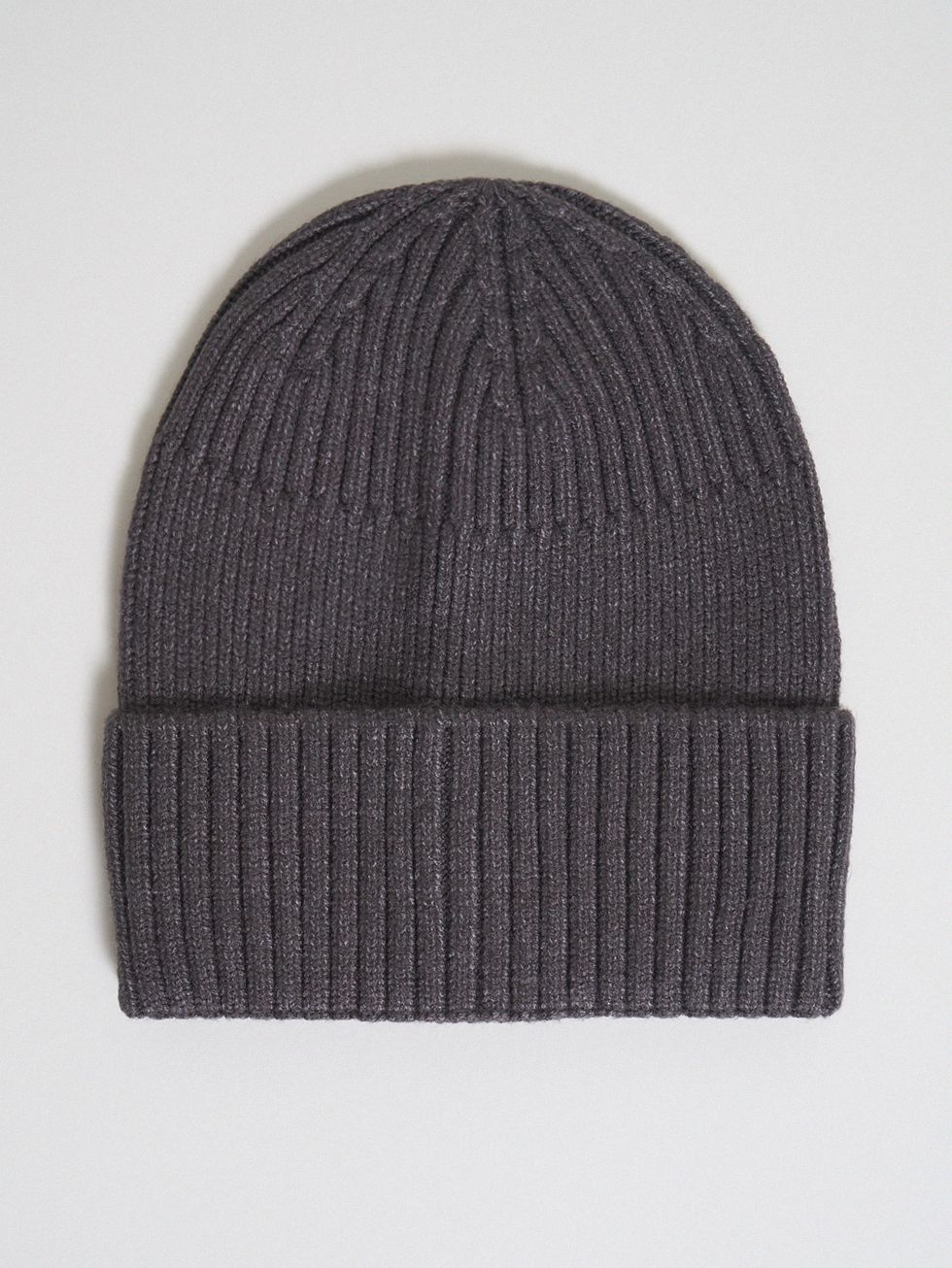 ШАПКА МУЖСКАЯ, СЕРАЯ