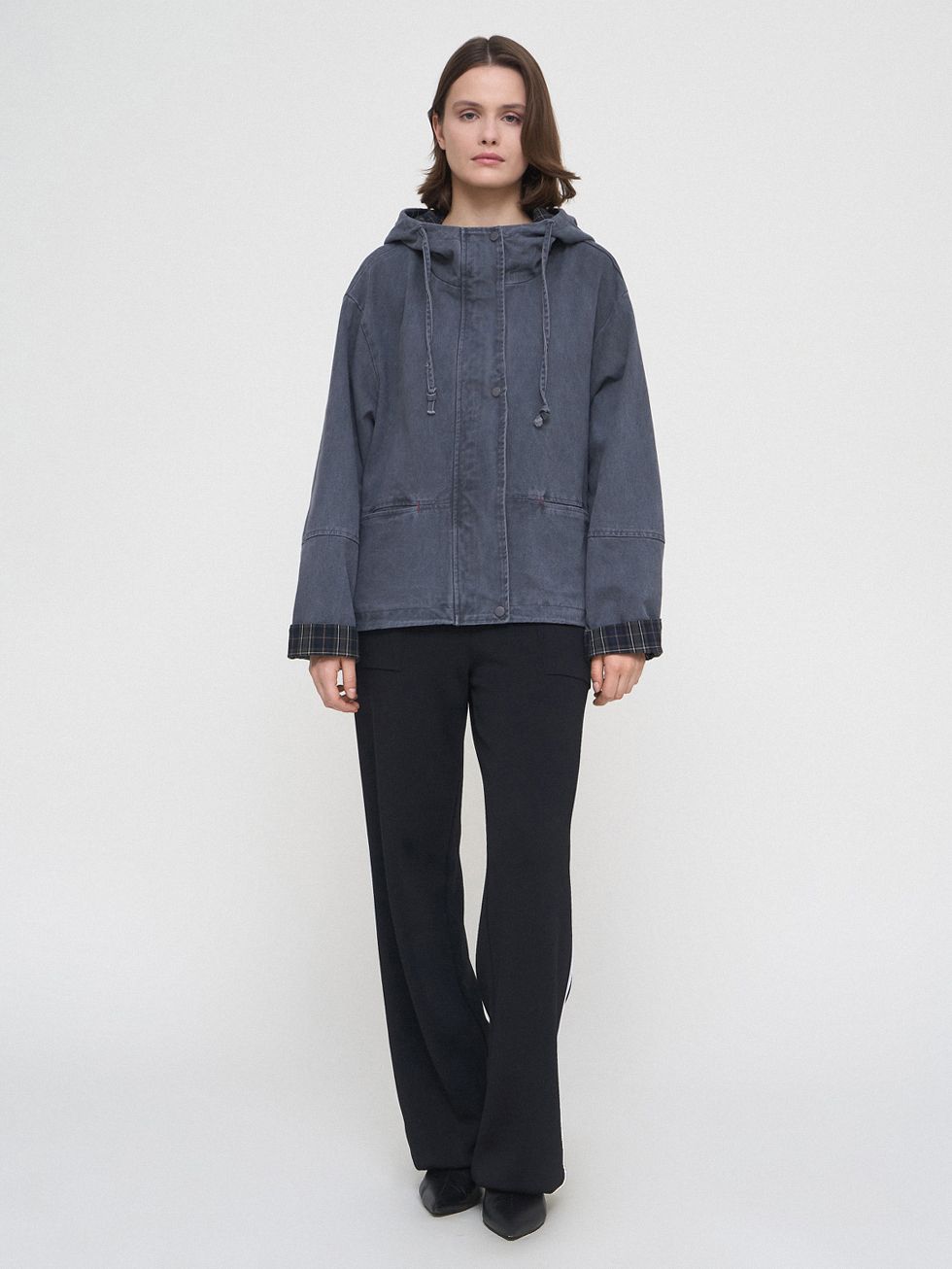 ВЕТРОВКА ЖЕНСКАЯ, СЕРАЯ