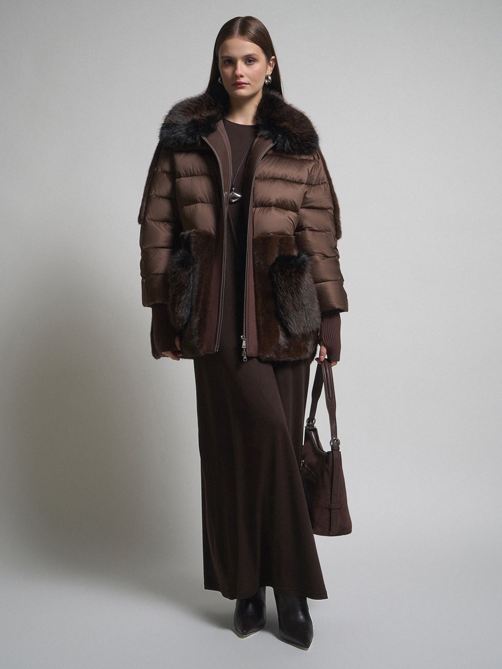 ШУБА ТЕМНО-КОРИЧНЕВАЯ, ЭКО-МЕХ