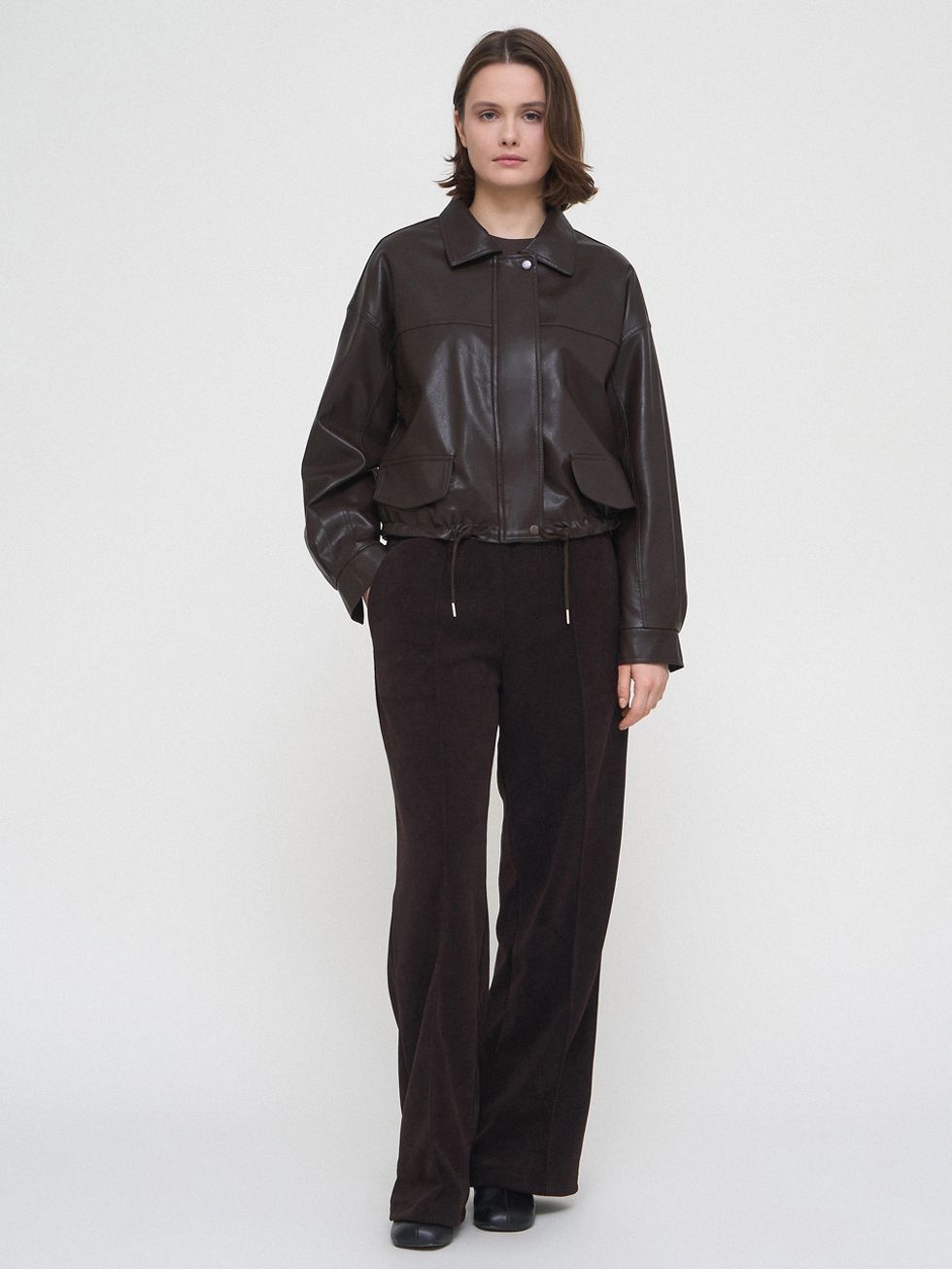 КОЖАНАЯ КУРТКА ЖЕНСКАЯ, ТЕМНО-КОРИЧНЕВАЯ