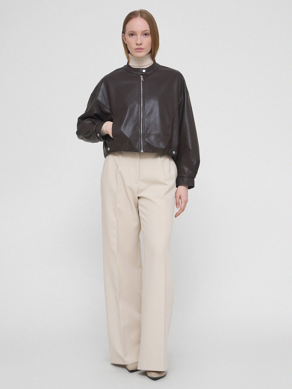 КОЖАНАЯ КУРТКА ЖЕНСКАЯ, ТЕМНО-КОРИЧНЕВАЯ