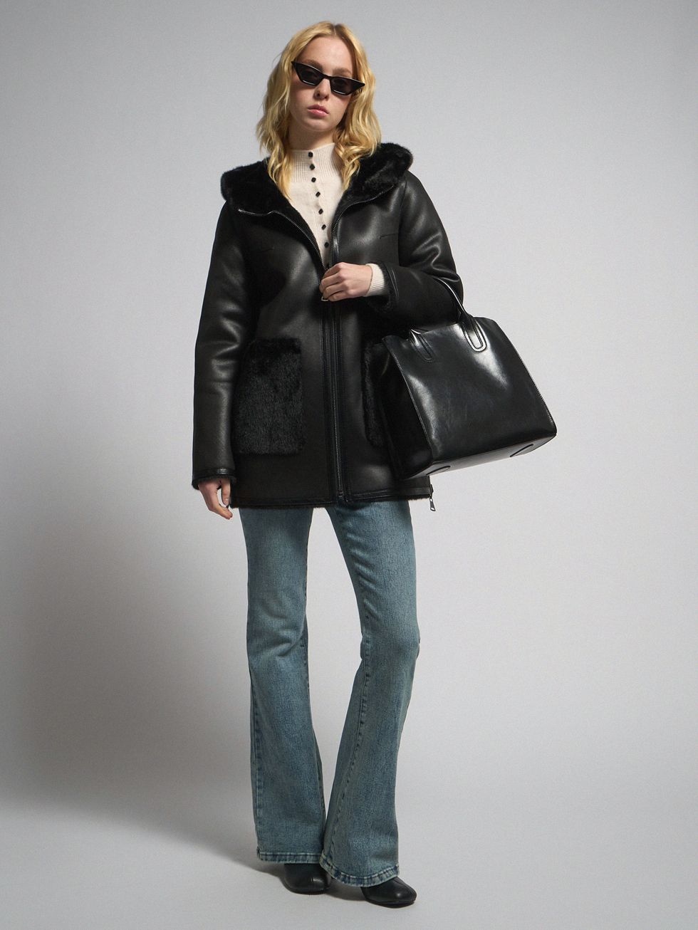 ДУБЛЕНКА ЖЕНСКАЯ, ЧЕРНАЯ