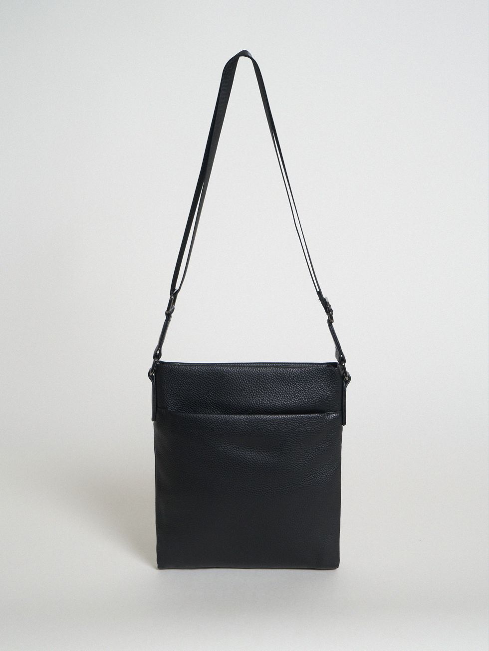 СУМКА МУЖСКАЯ, ЧЕРНАЯ