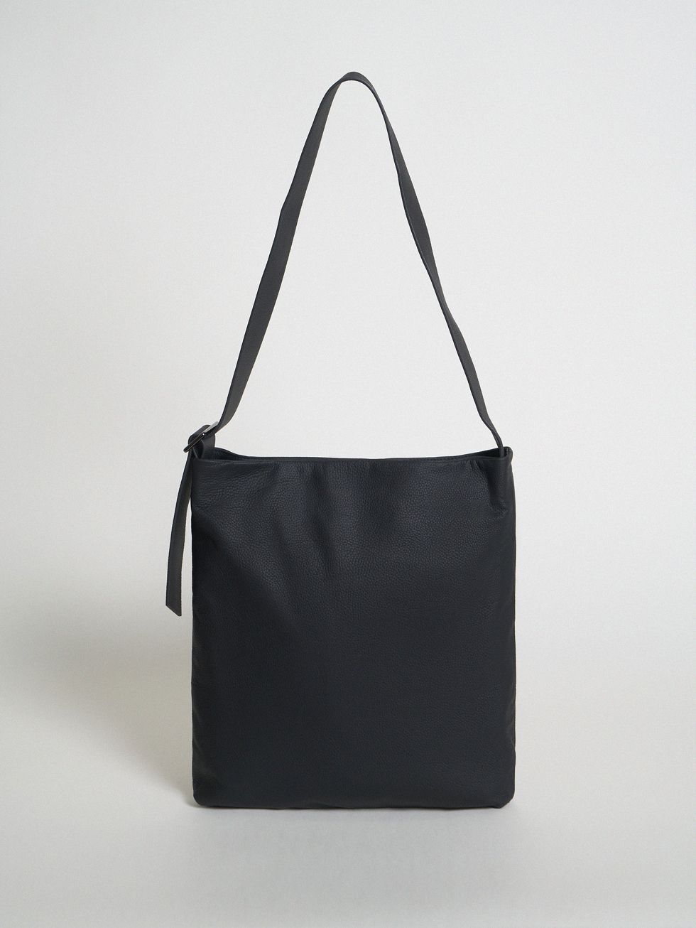 СУМКА ЖЕНСКАЯ, ЧЕРНАЯ