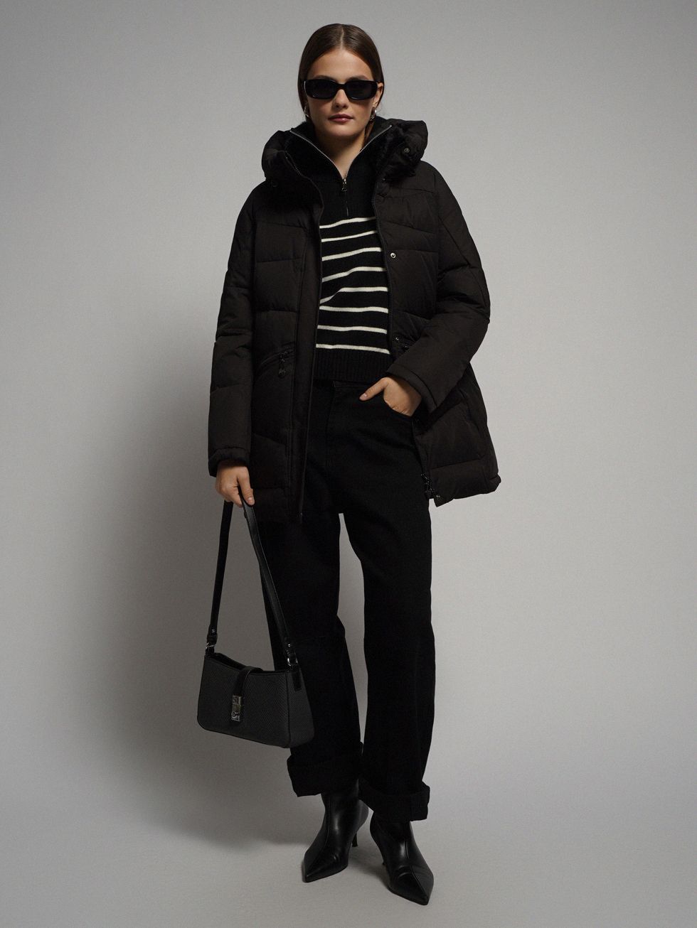 ПУХОВИК ЖЕНСКИЙ, ЧЕРНЫЙ