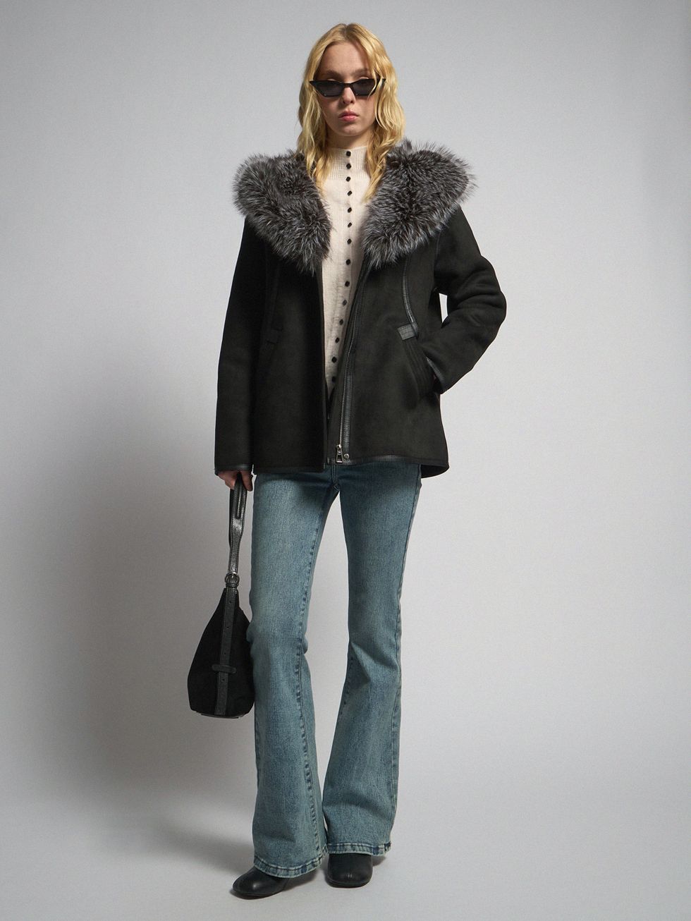 ДУБЛЕНКА ЖЕНСКАЯ, ЧЕРНАЯ