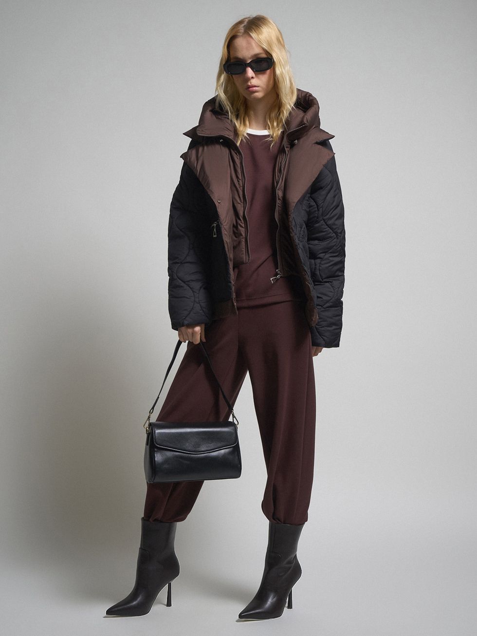 ПУХОВИК ЖЕНСКИЙ, ЧЕРНЫЙ